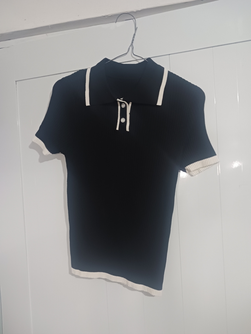 NEW Women Black & White Polo Shirt - Picture 2 of 6